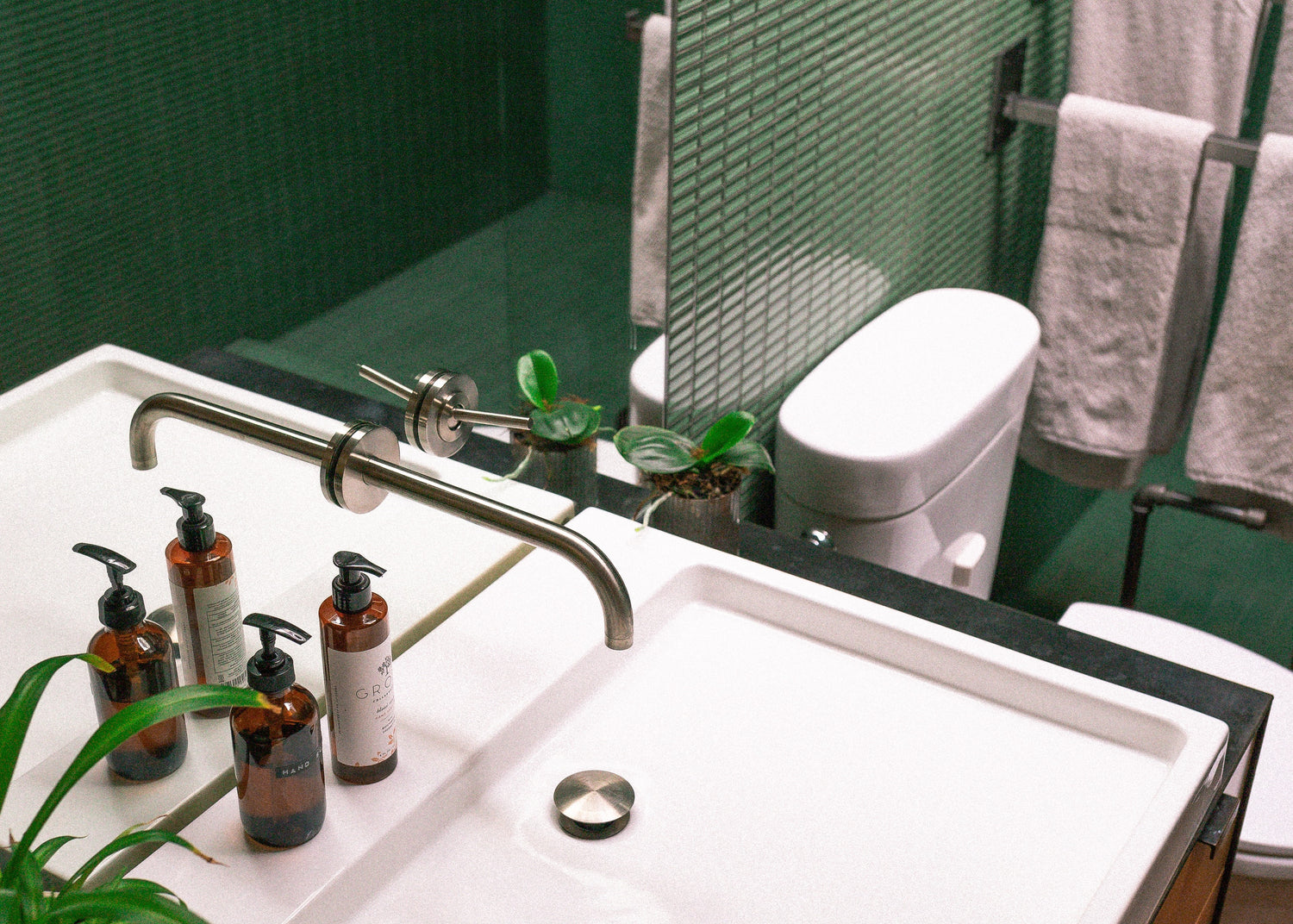Embrace Serenity: Elevate Your Bathroom with Green Coloured Decor