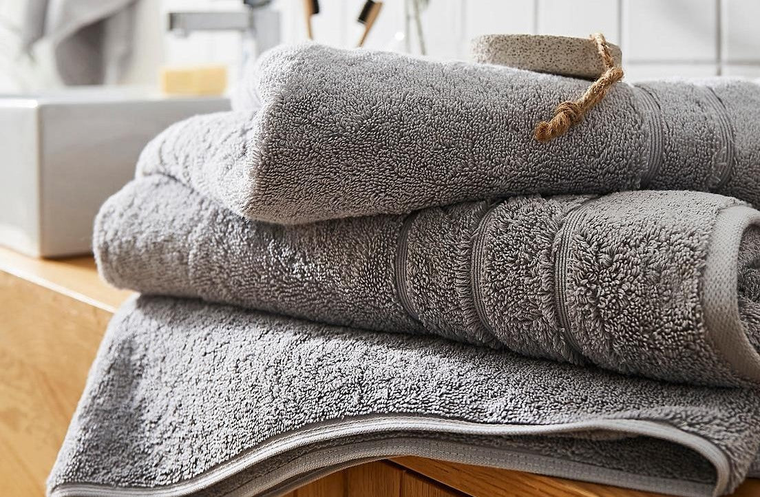 Bathroom towels on sale - hand towels, bath towels, and bath sheets.
