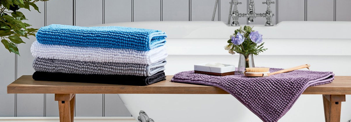 luxury bath mats and bathroom rugs. Non slip bath mats and luxury bathroom floor mats.