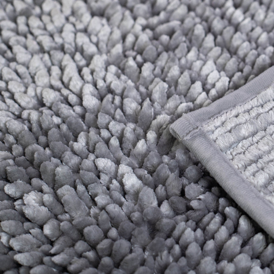 Plush bath mat, Super soft chenille bobbles.
