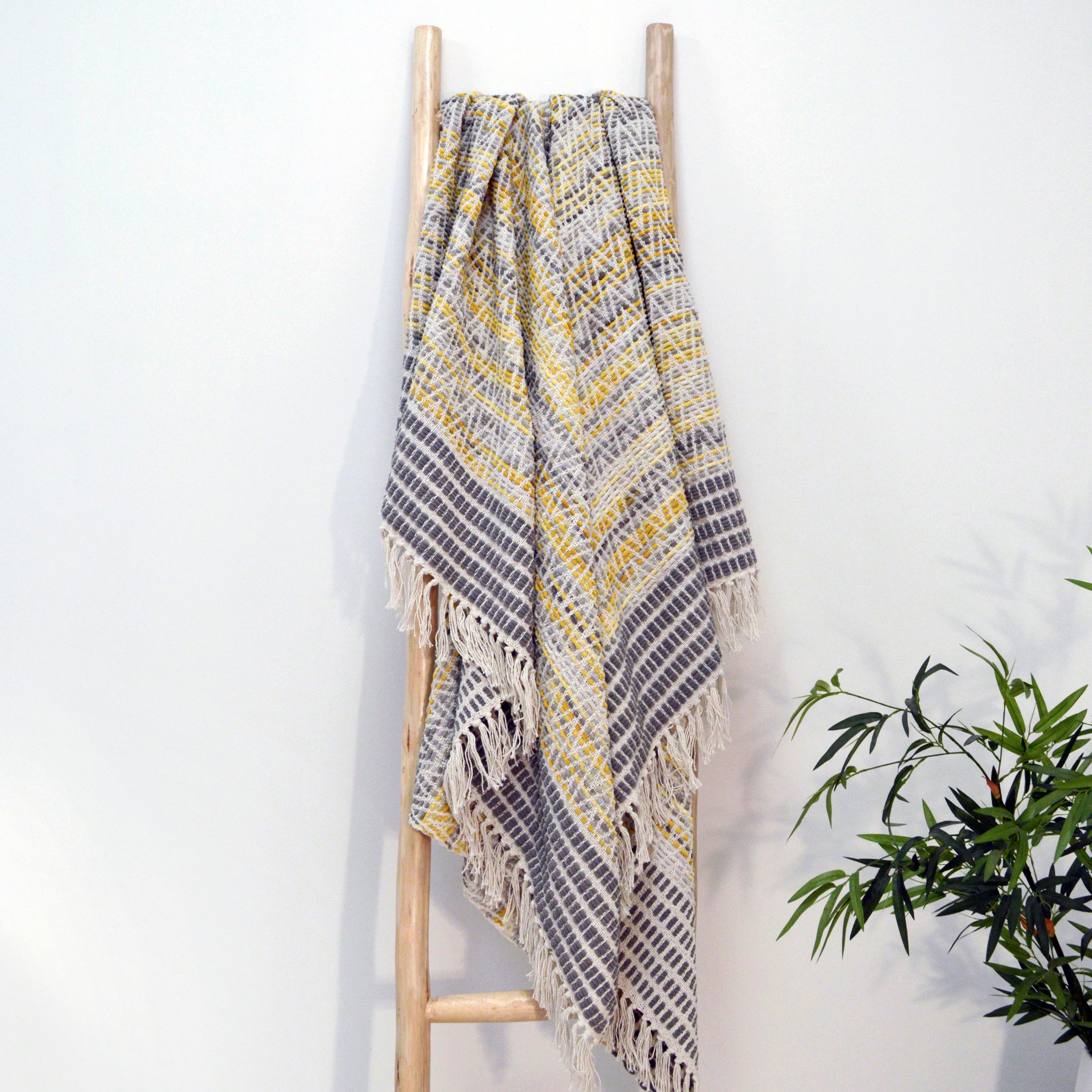 Arizona Zig Zag Throw - Space-dyed Pattern - Stylish Mustard Yellow Blanket
