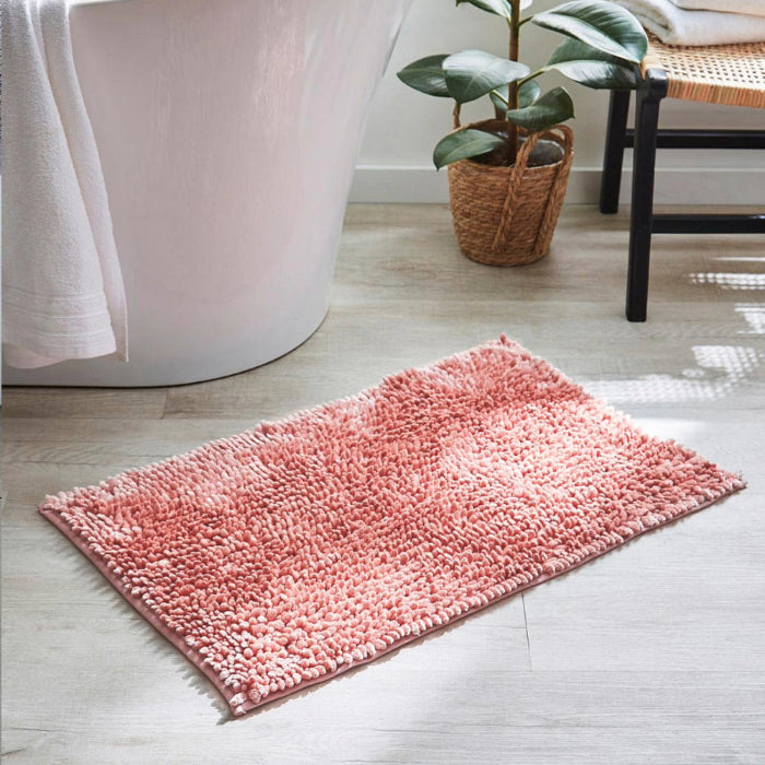 Blush pink non slip bath mat made from super soft chenille. Luxury bobble style.