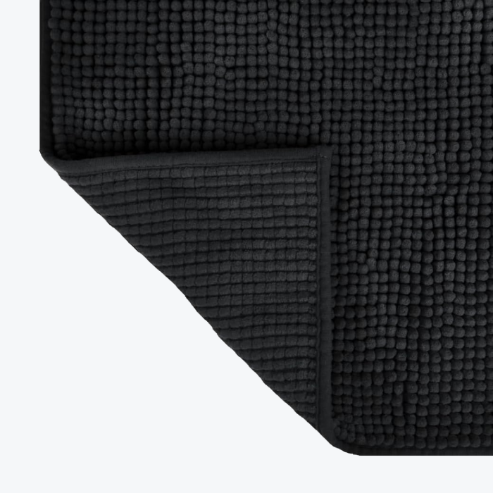 Black non slip bath mats, super soft and absorbent.