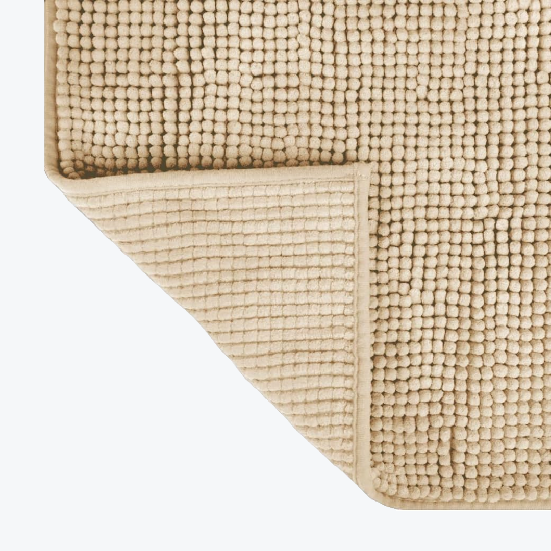 Non slip bath mats in beige colour, super soft chenille bobble style.