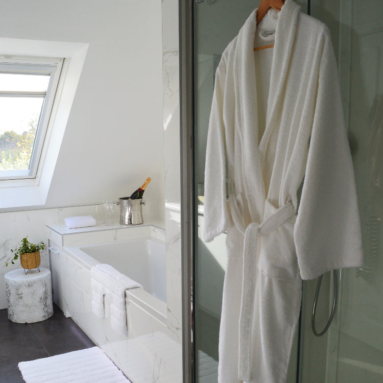 Luxury towelling bathrobe. Spa style bathrobe for ladies and men - unisex fit.