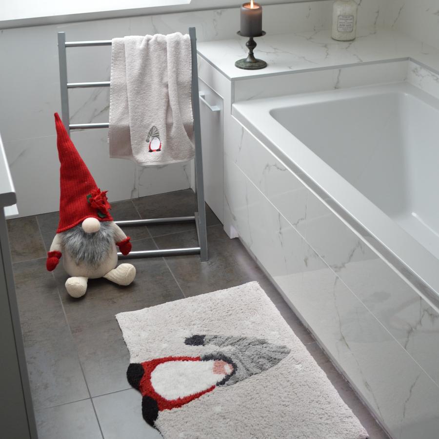 Christmas Gonk Decor - Co-ordinating Bathroom Towels and Bath Mat - Festive Bathroom Decor