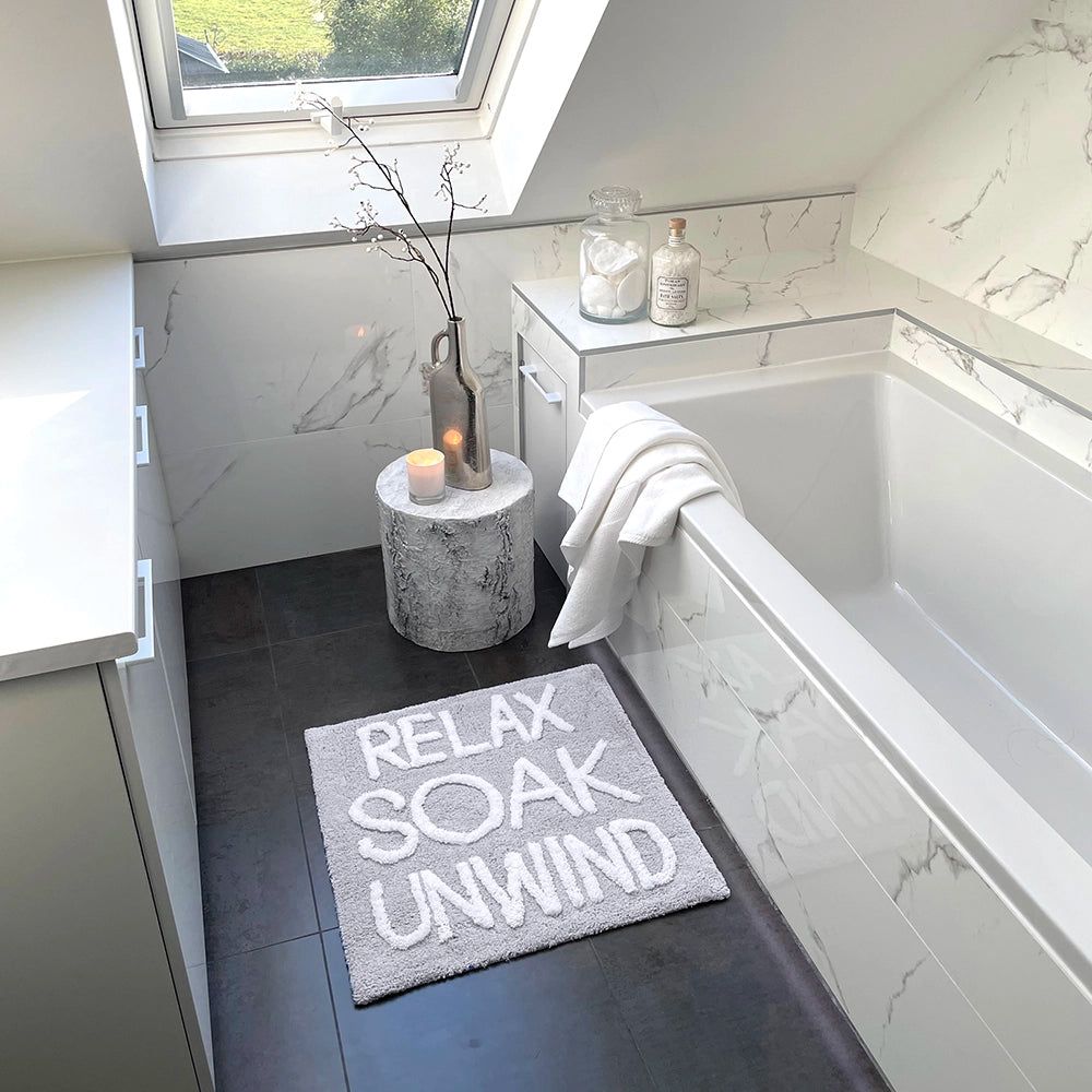 Relax soak unwind slogan bath mat, hand tufted plush pile