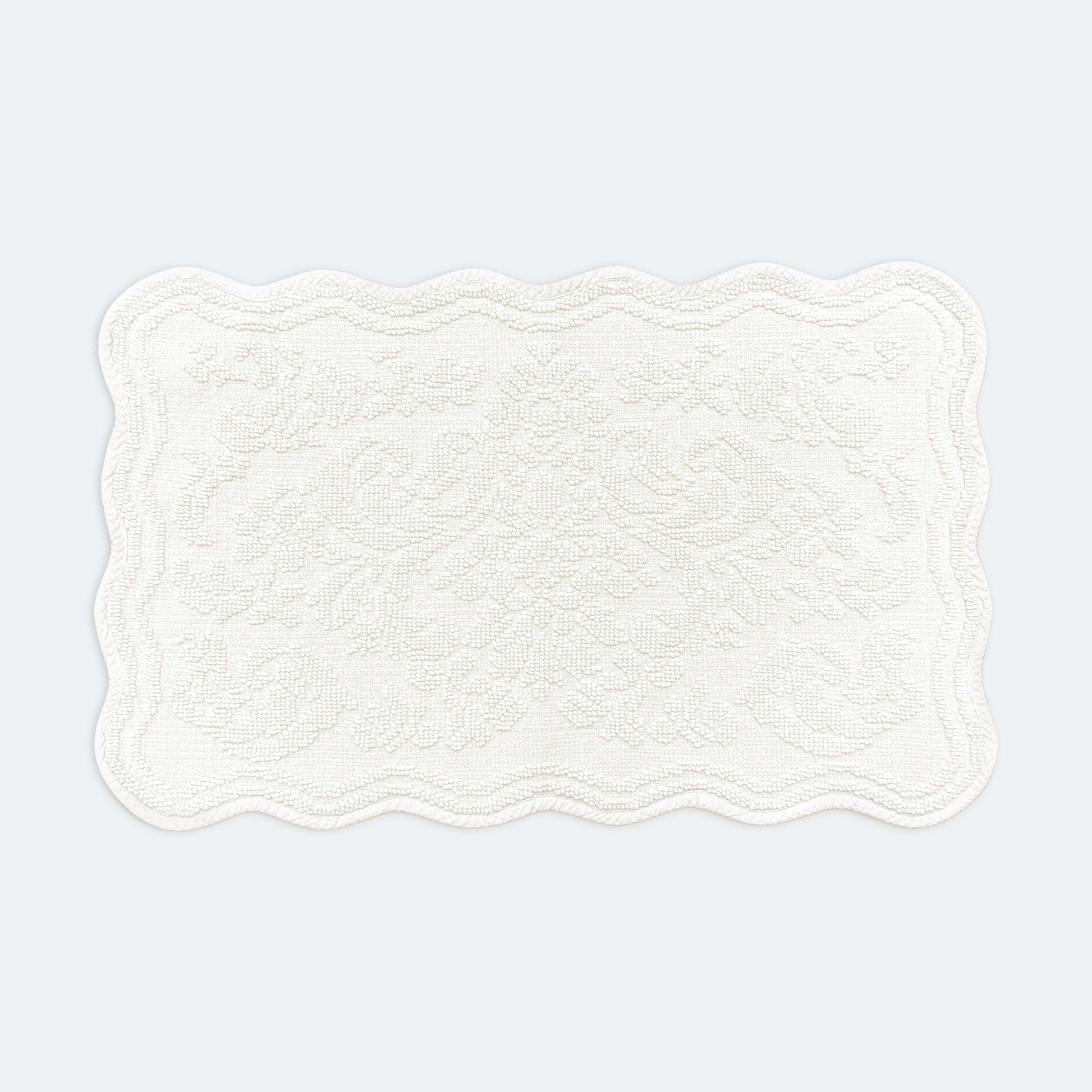 Gracie Jacquard Scalloped Bath Mat