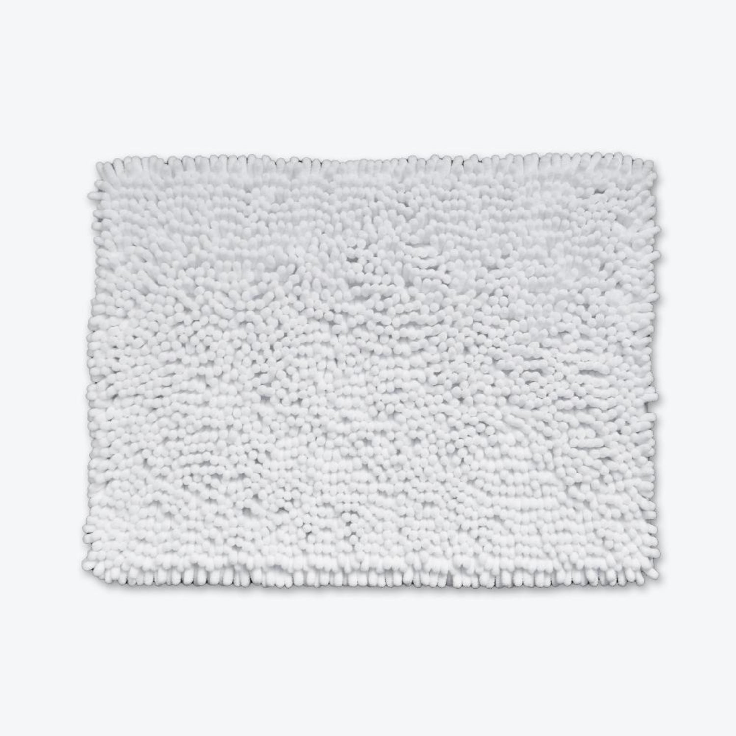 White chunky bobble bath mat, made from super plush chenille