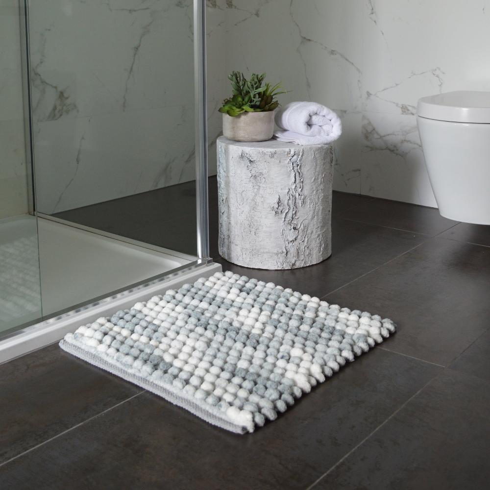 Grey marl bobble square bath mat, luxury soft and absorbent shower mat.