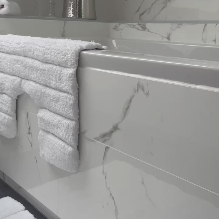 Luxury Bath Mat and Pedestal Set in Linear Ribbed Design