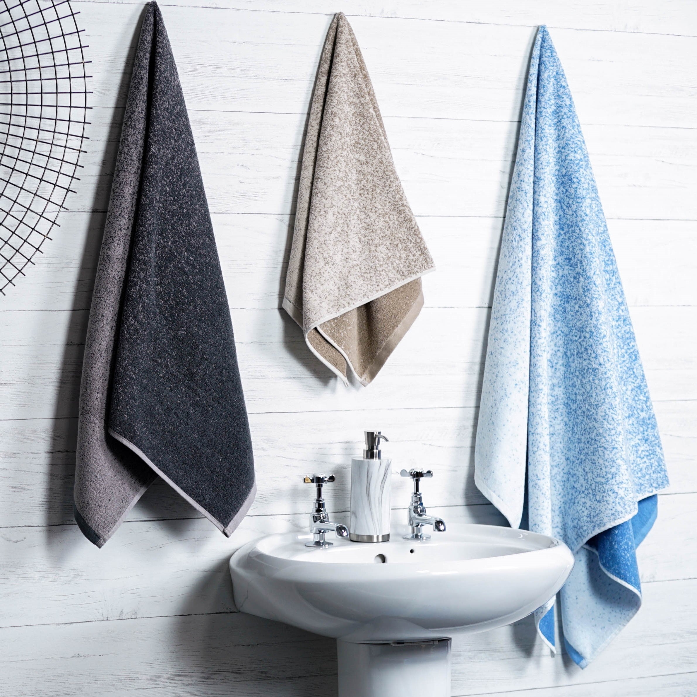 Kempton Luxury Ombre Patterned Bath Towels - 100% Cotton