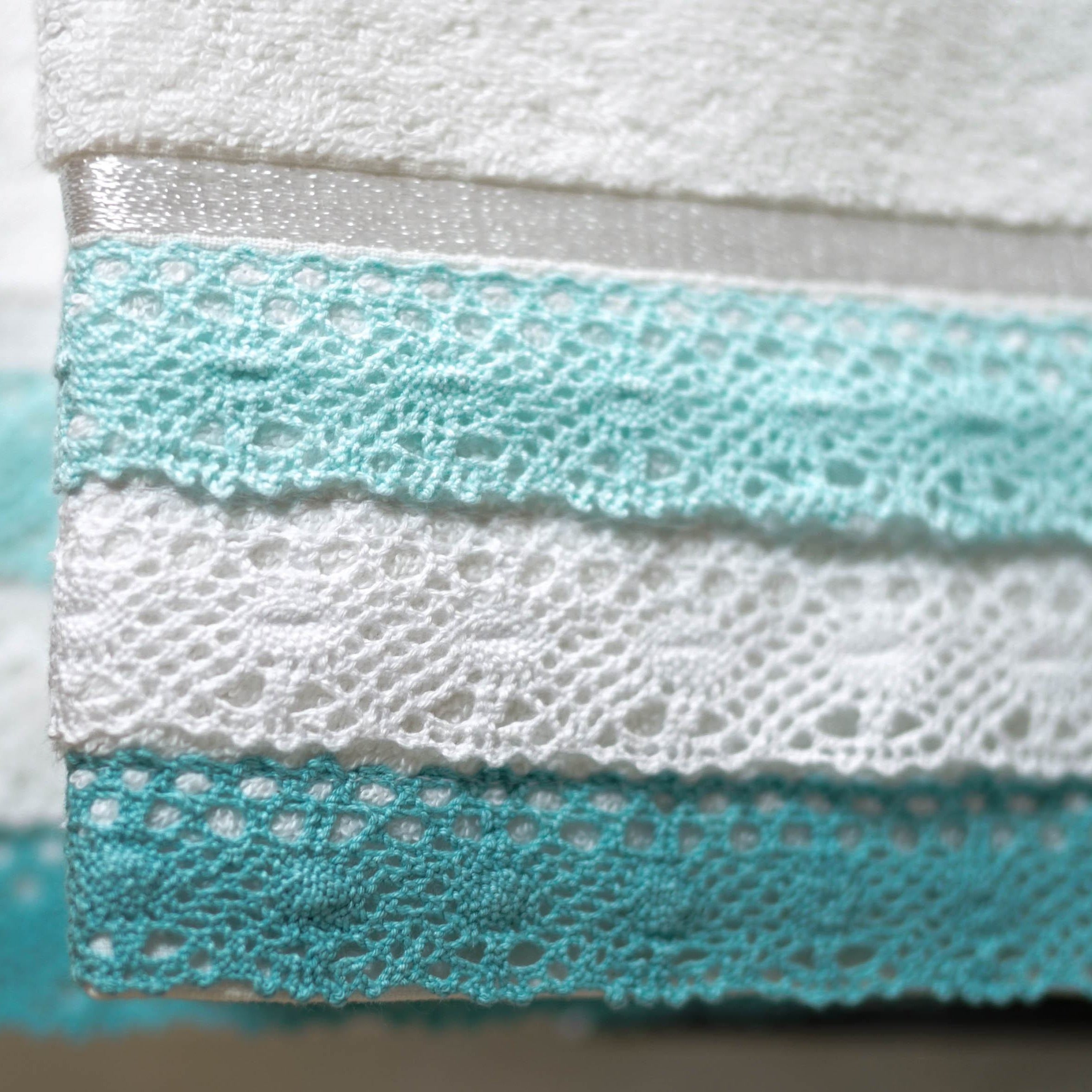 Lauren Lace Edge Vintage Cotton Bath Towels - Allure Bath Fashions
