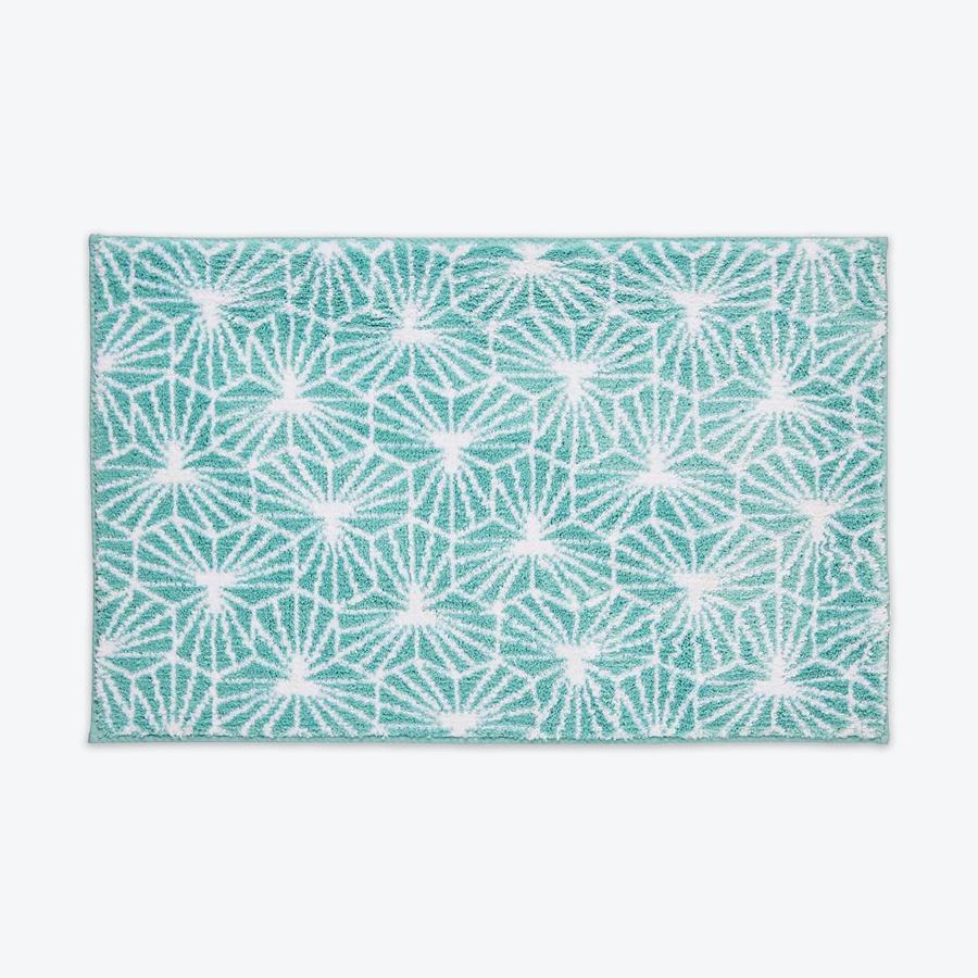 Duck egg geometric patterned bath mat