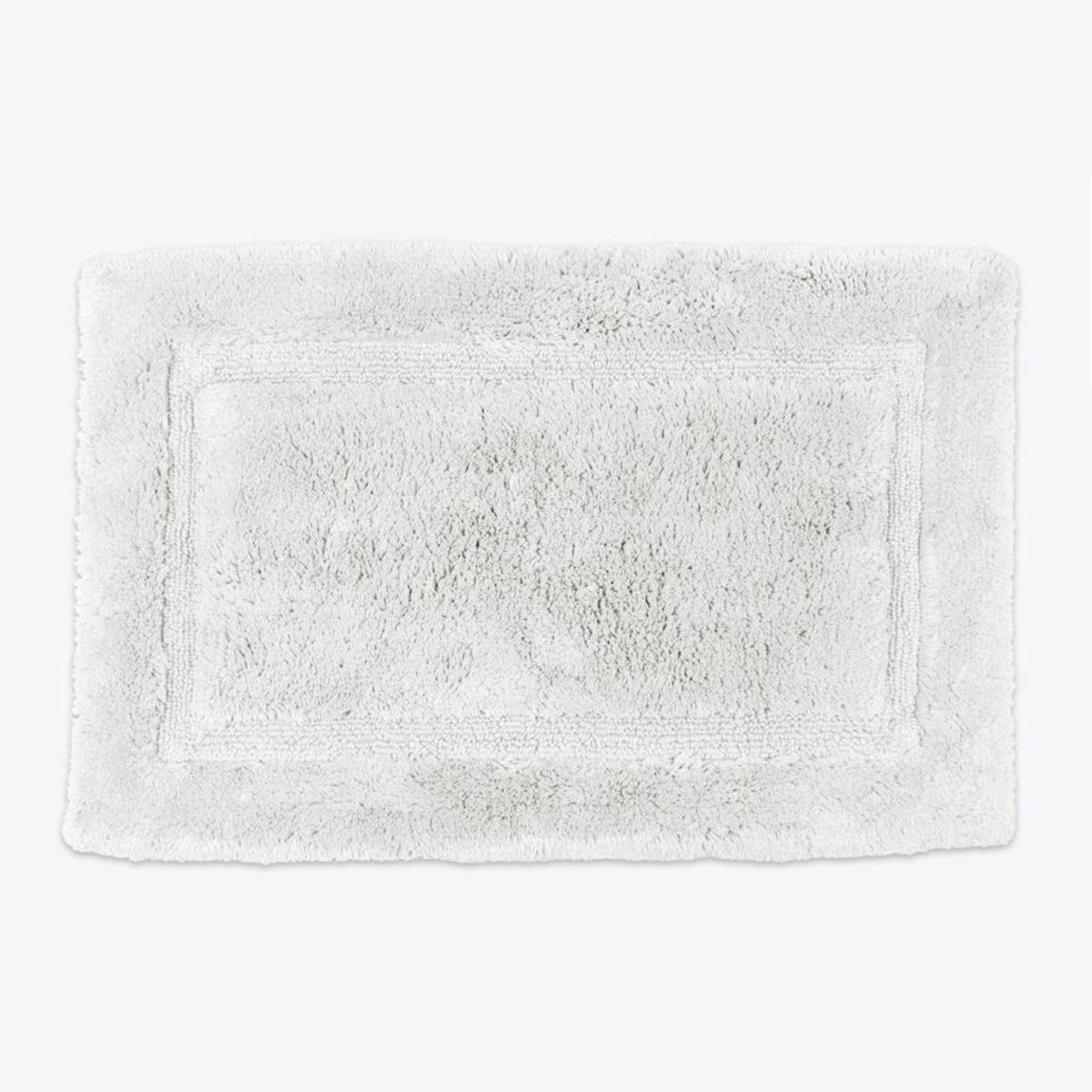 White bamboo bath mats