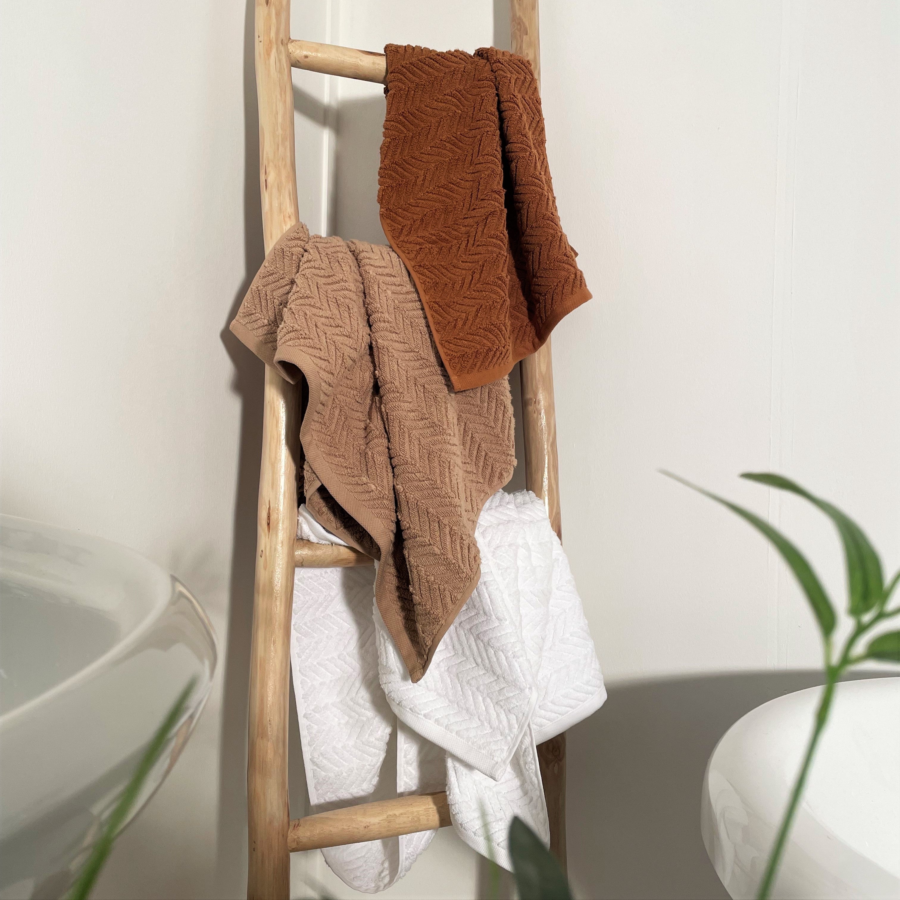 Ultra Soft Zero Twist Chevron Towel Set