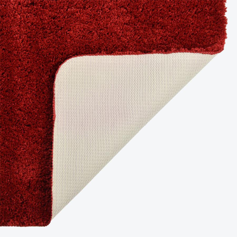 Wine red non slip pedestal mat, luxury microfibre.