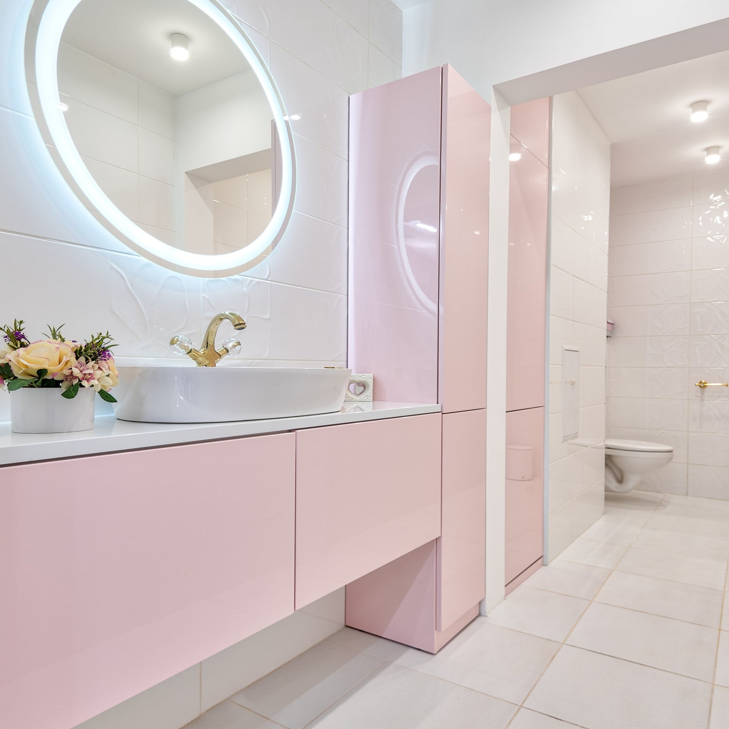 modern pink bathroom