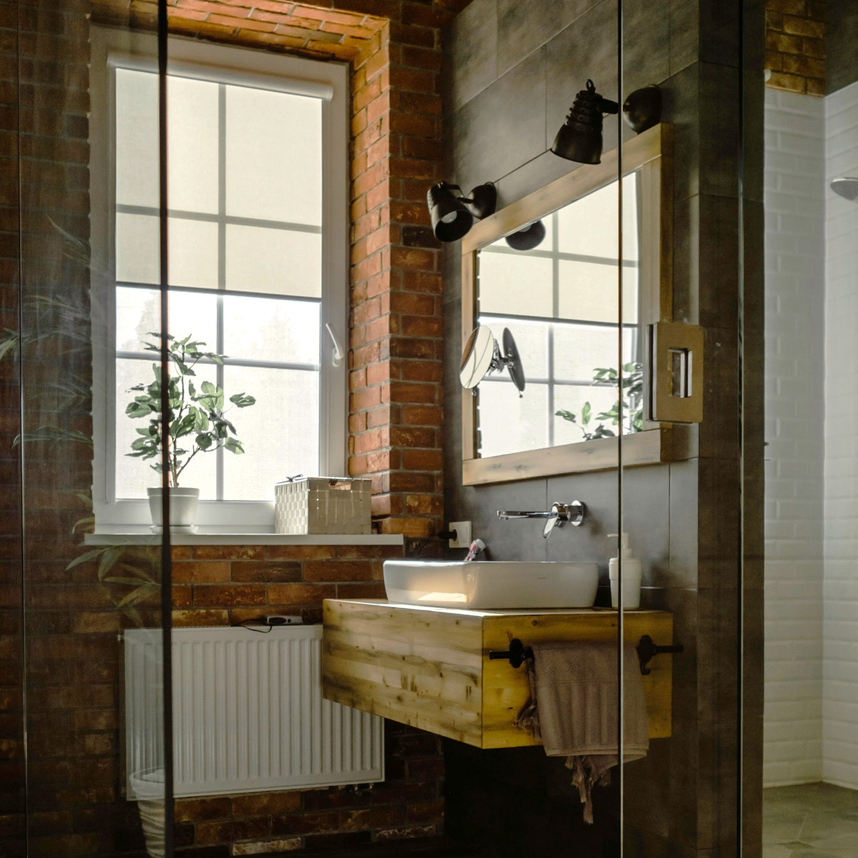 Rustic Bathroom Decor: Layering Texture, Colour, and Comfort