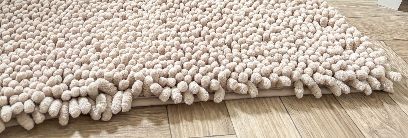 beige neutral bathroom mats, bath mats, shower mats and pedestal mats.