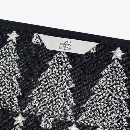 Black and white Christmas hand towels with hanging loops to store your towels.