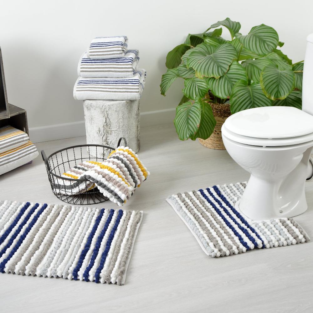 chunky bobble bath mat and pedestal set in navy blue