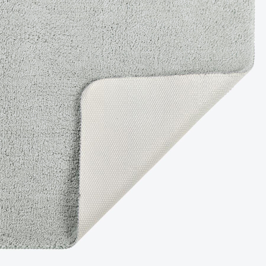 Light grey Non Slip pedestal mat, luxury microfibre.