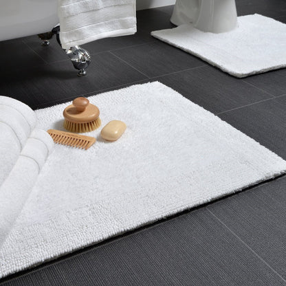 White cotton bathroom mats 2pc set.