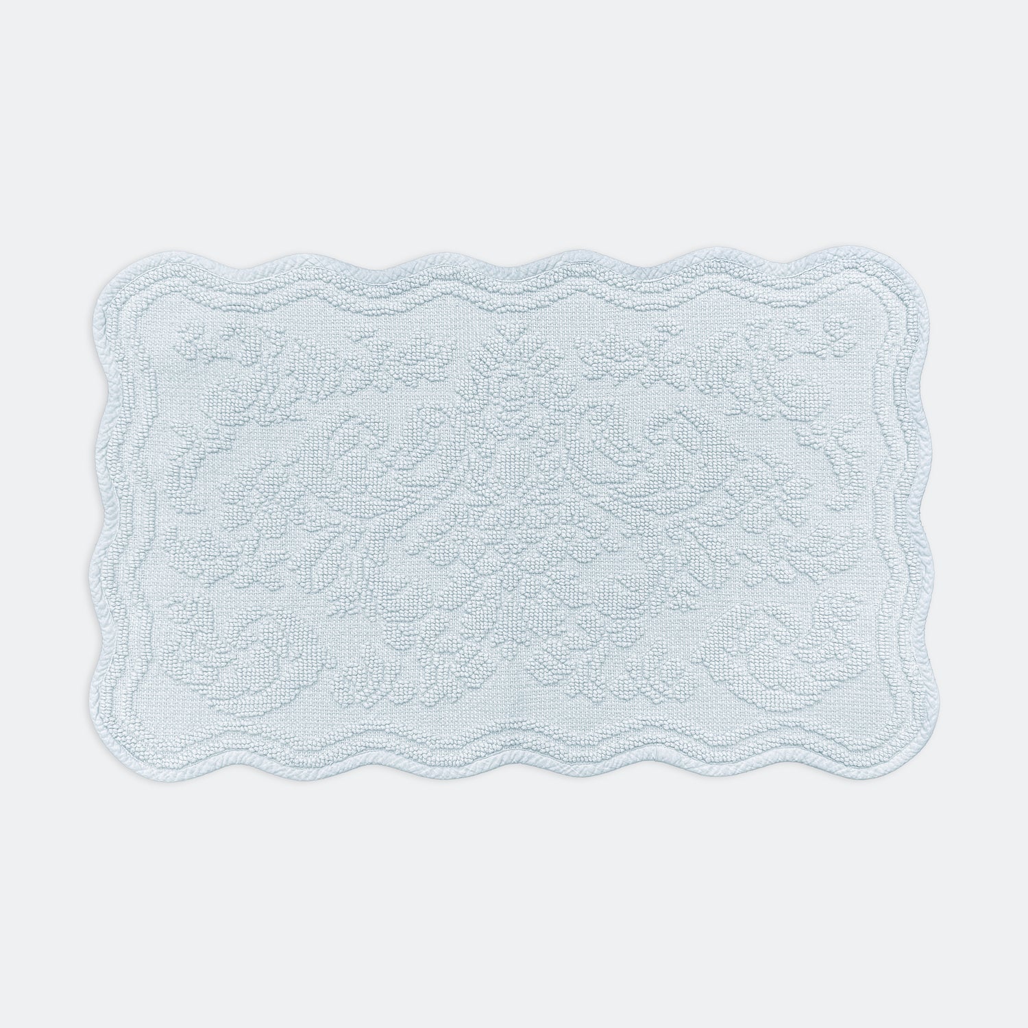 Gracie Jacquard Scalloped Bath Mat
