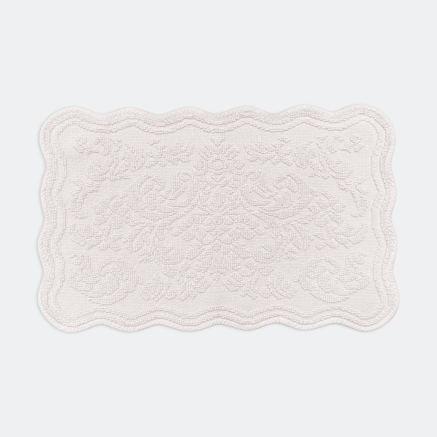 Gracie Jacquard Scalloped Bath Mat