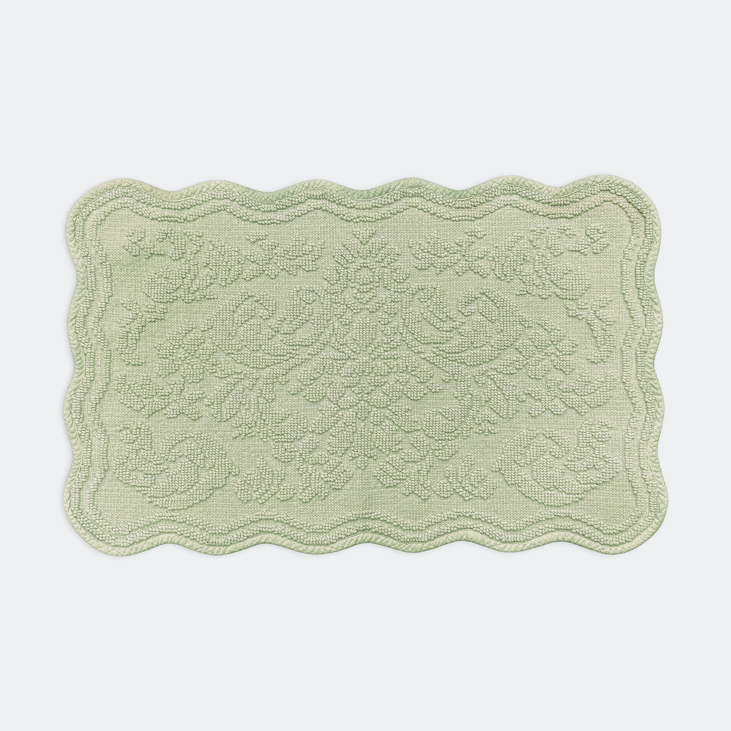 Gracie Jacquard Scalloped Bath Mat