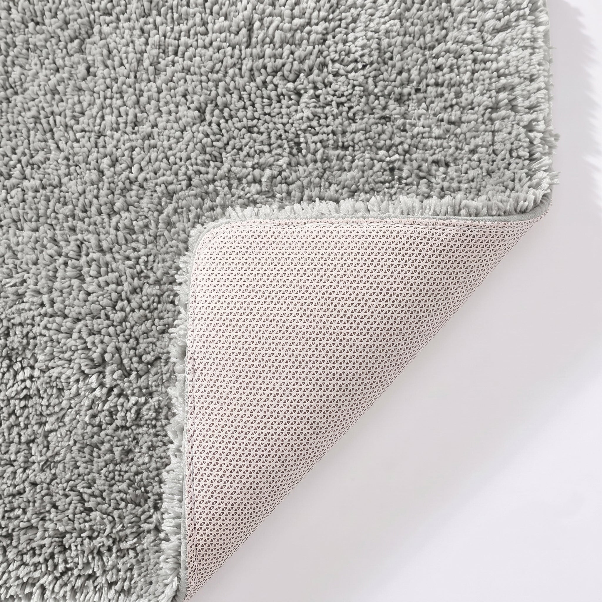 Silver grey non slip toilet pedestal mat with shaggy pile- 100% microfibre.