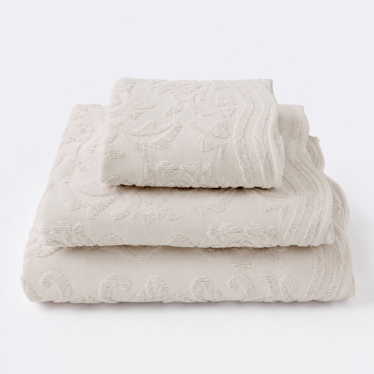 Gracie Jacquard Scalloped Towels