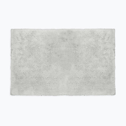 Light grey cotton bath mats, luxury deep pile hotel style bathmats.