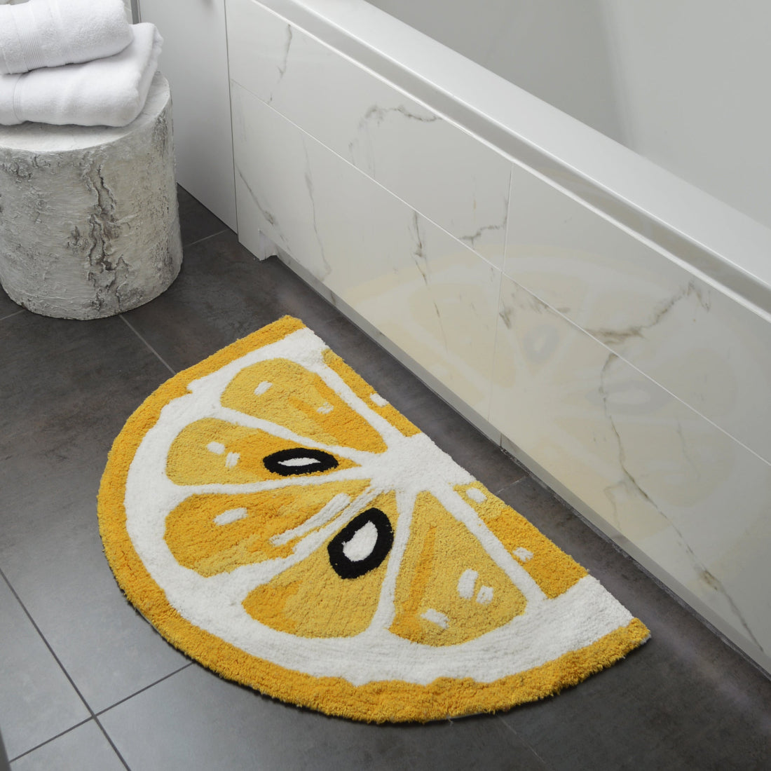 Fun lemon rug, yellow.