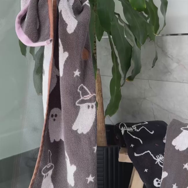 Luxury Halloween Hand Towels