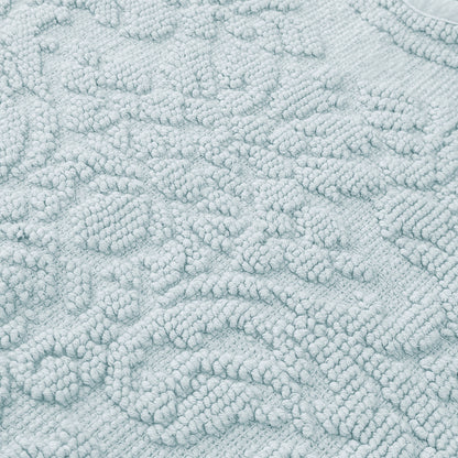 Gracie Jacquard Scalloped Bath Mat