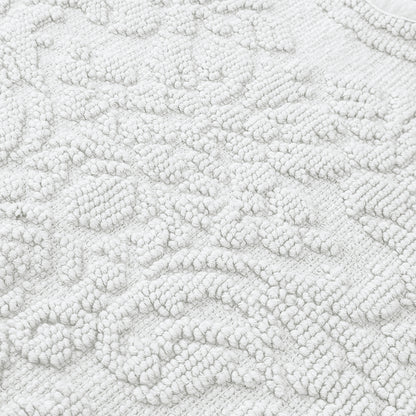 Gracie Jacquard Scalloped Bath Mat