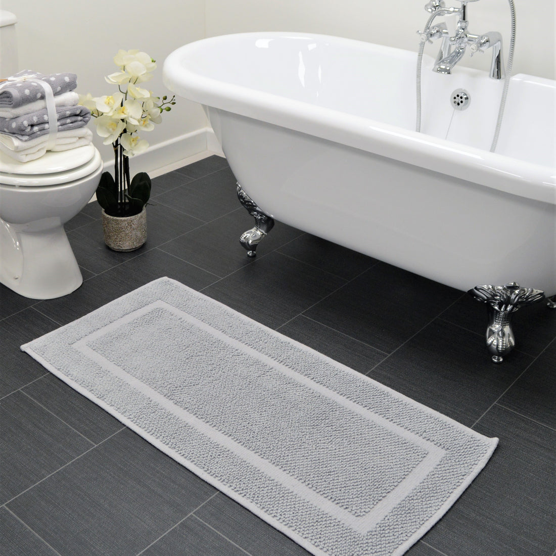 Hotel Essentials Bath Runner Mat