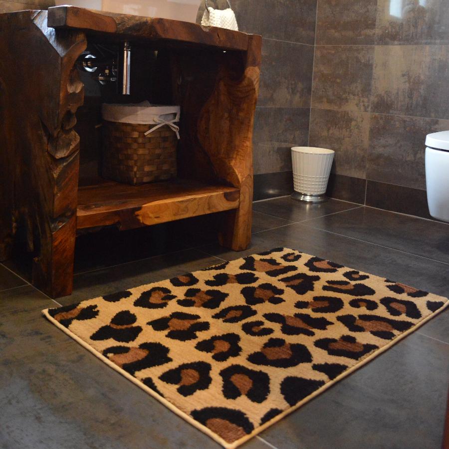 neutral leopard print bath mat large