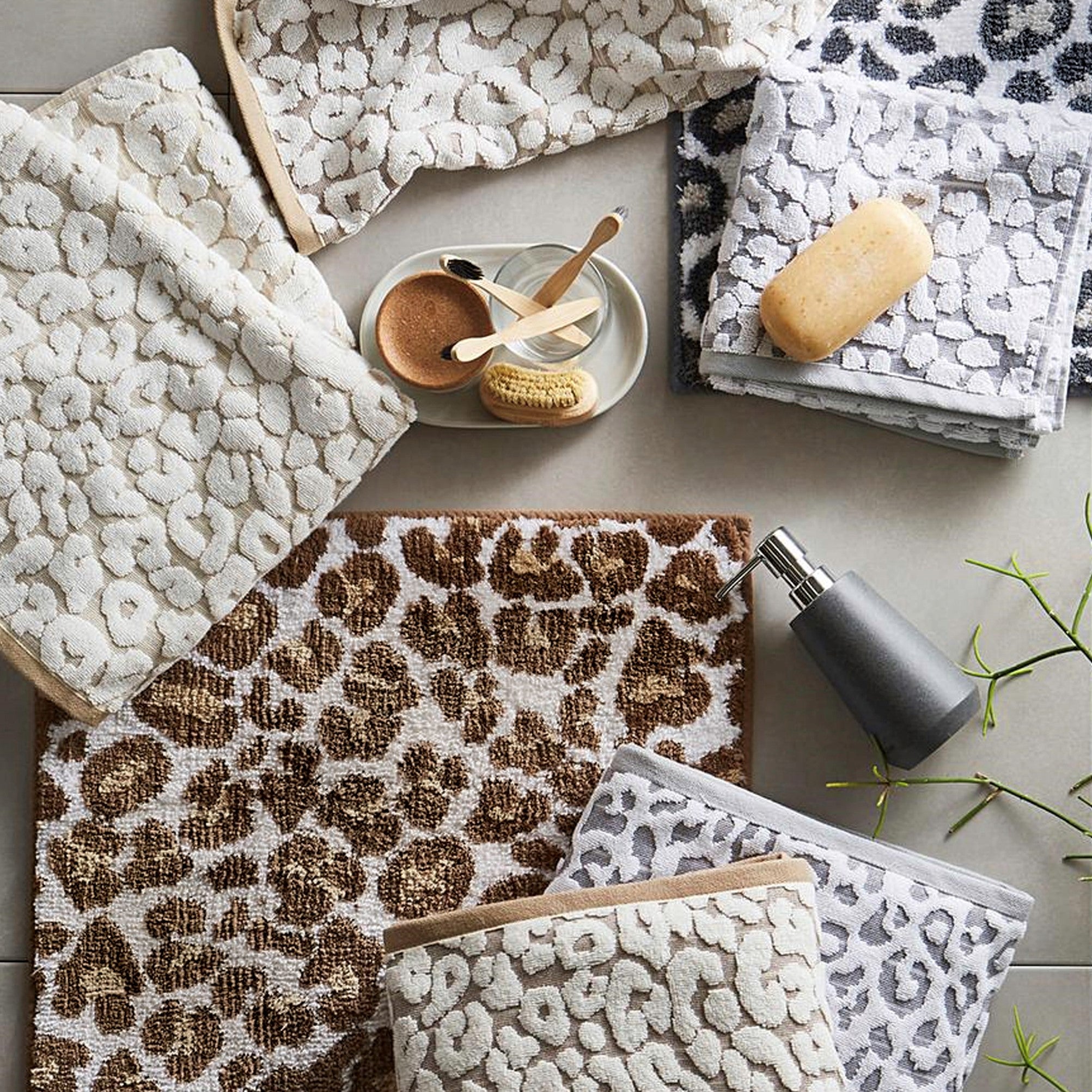Leopard Print Co-ordinated Bathroom Collection - Luxury Towels and Bath Mats