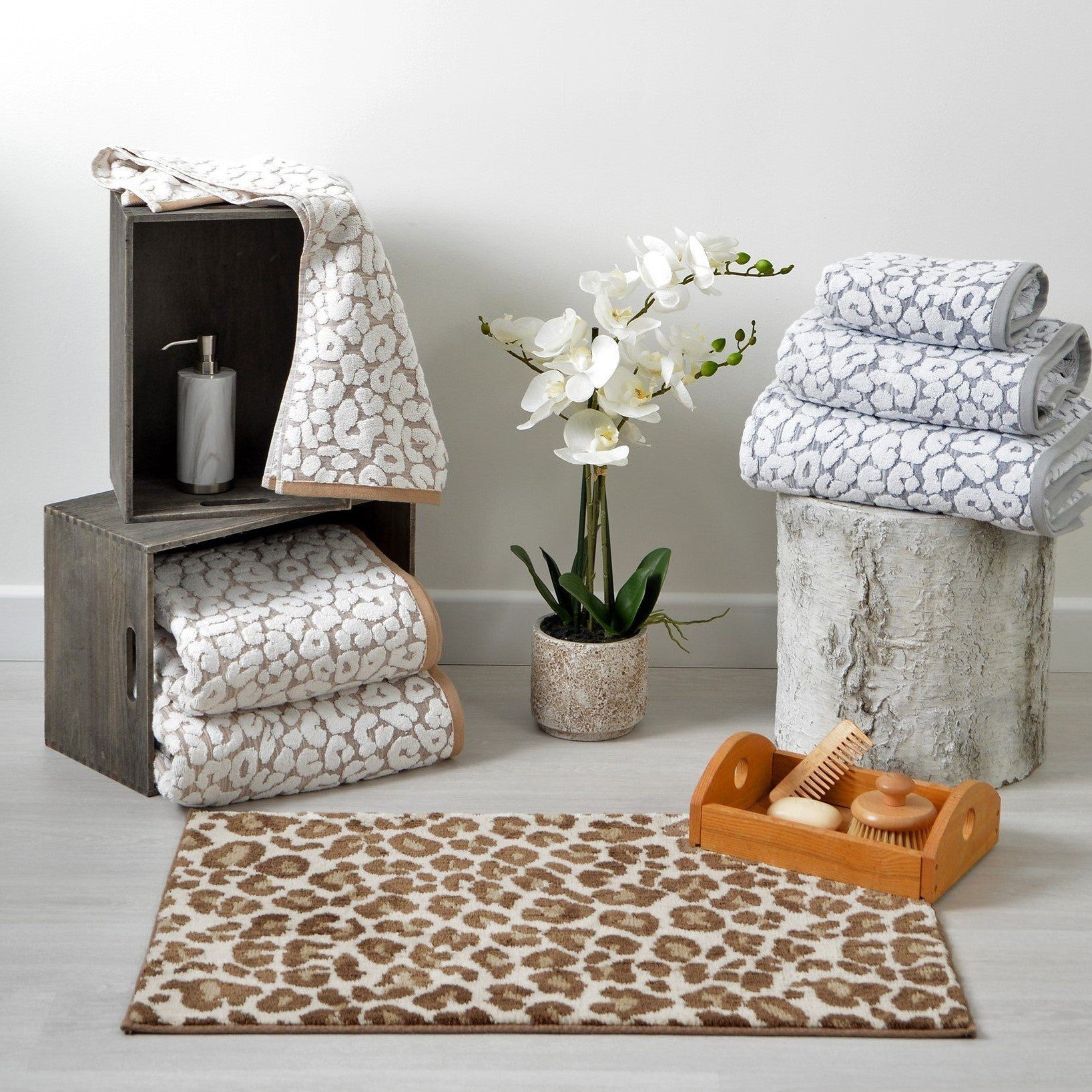 Leopard print collection - co-ordinated towels and bath mats