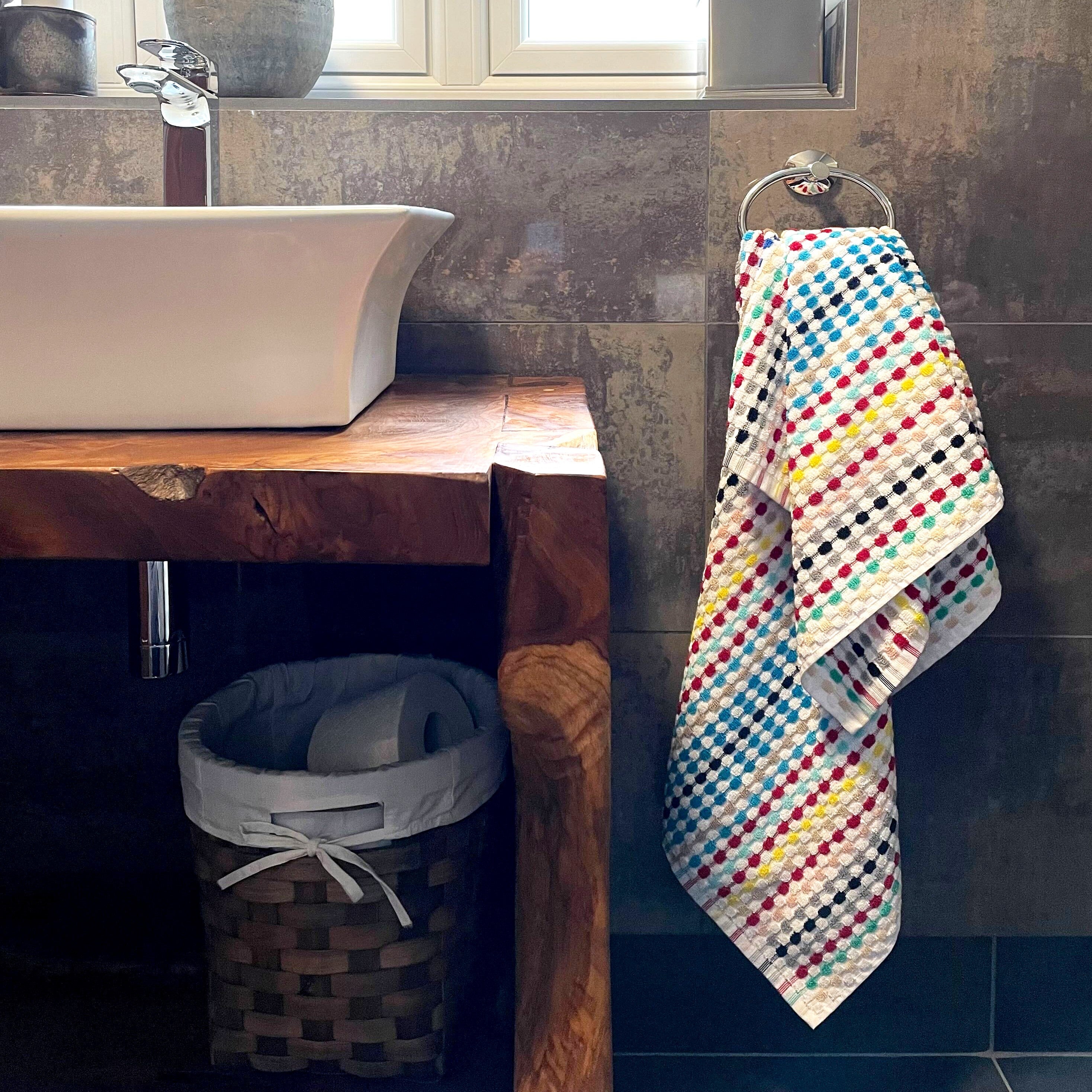 Bright best sale bathroom towels