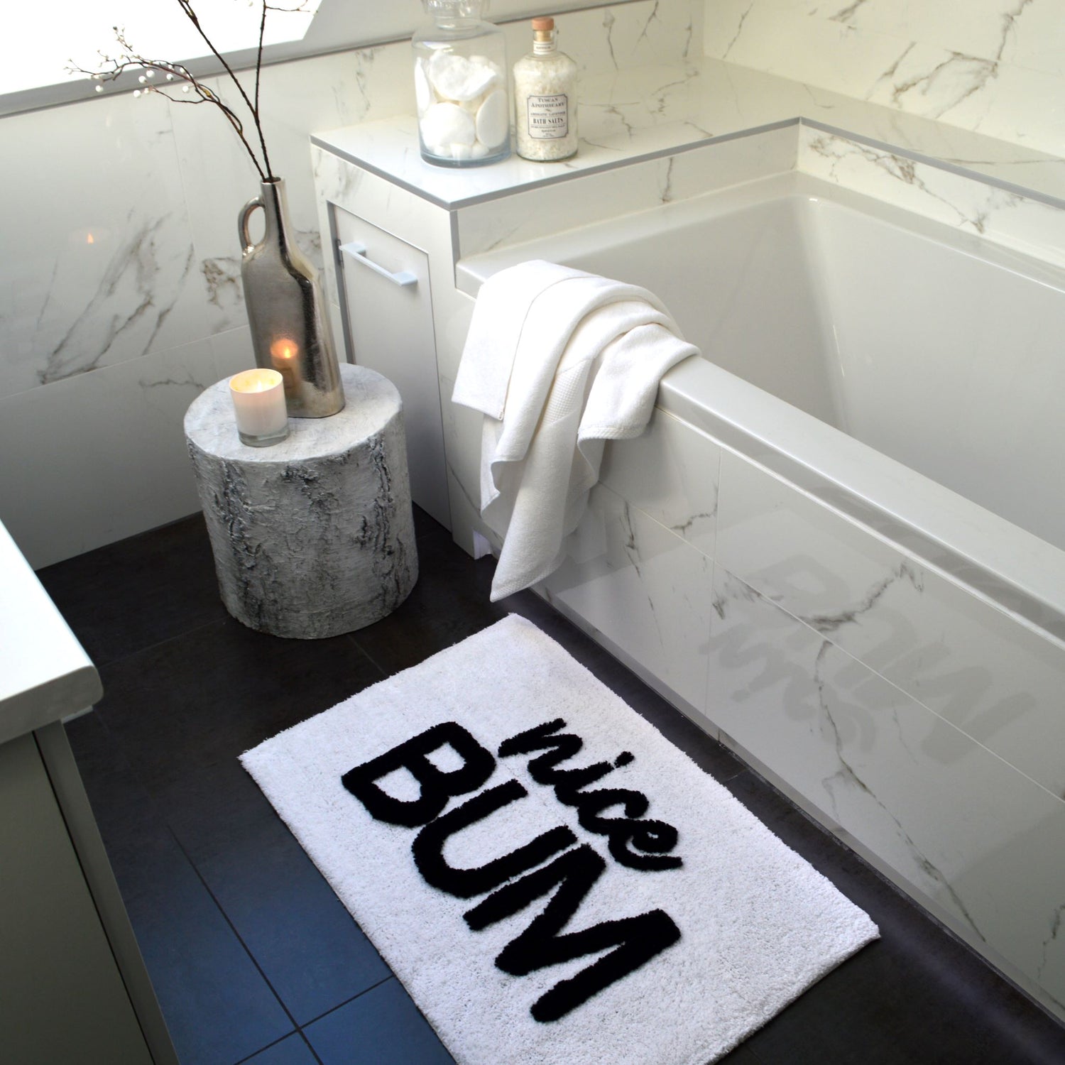 Nice Bum Slogan Bath Mat White/Black