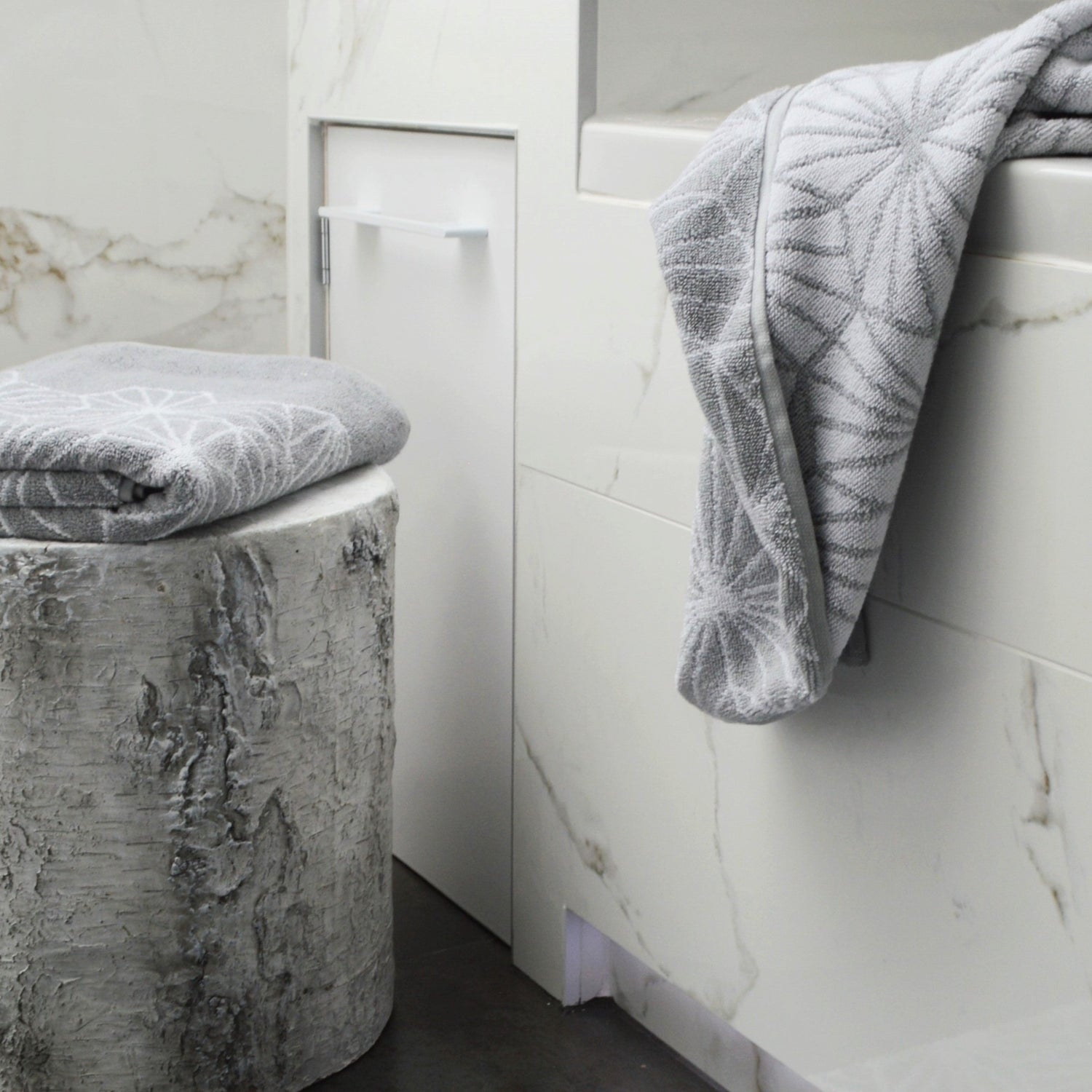 Grey Patterned Bathroom Towels - Premium Pink Geometric Towels